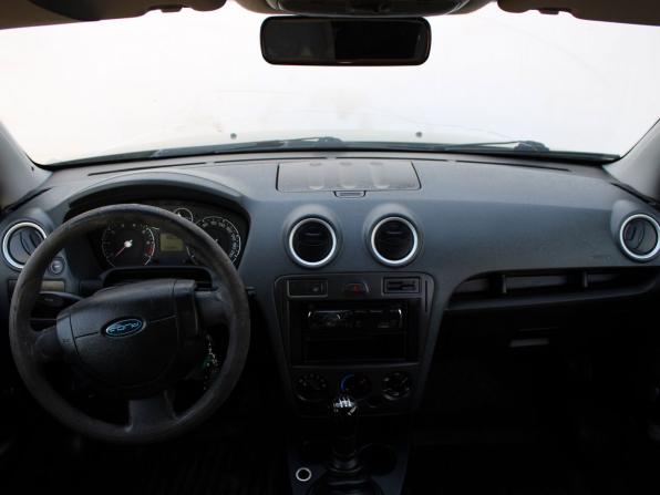 Ford Fusion I Рестайлинг с пробегом 2006 года, цена 229 000 рублей, 332890 км, хэтчбек, Автокод Объявления
