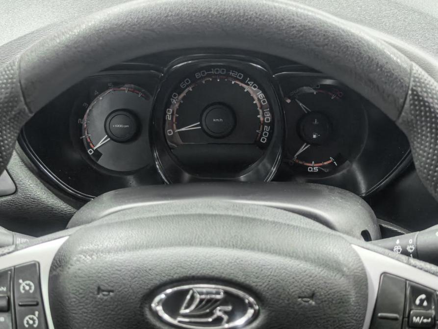 Lada (ВАЗ) Vesta I Ростов-на-Дону  - изображение 18