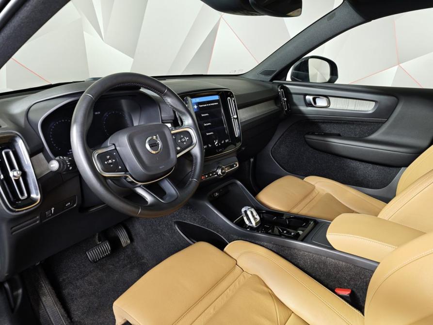 Volvo XC40 I Москва  - изображение 19