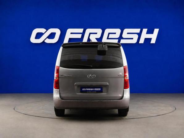 Hyundai Grand Starex I Рестайлинг 2 с пробегом 2018 года, цена 4 099 999 рублей, 36634 км, минивэн, Автокод Объявления