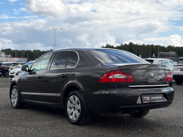 Skoda Superb II с пробегом 2011 года, цена 789 000 рублей, 283000 км, лифтбек, Автокод Объявления