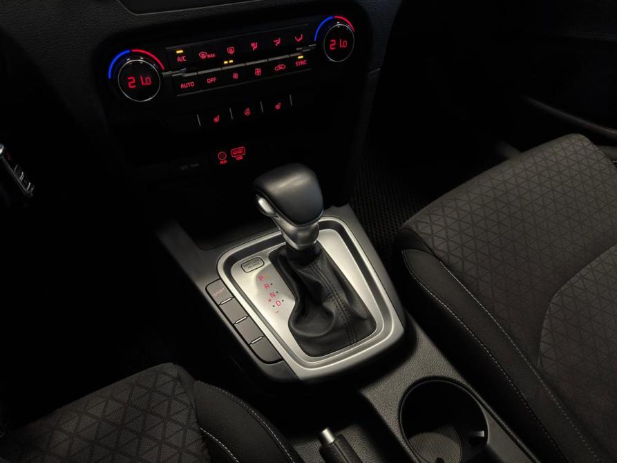 Kia Ceed III Санкт-Петербург  - изображение 14