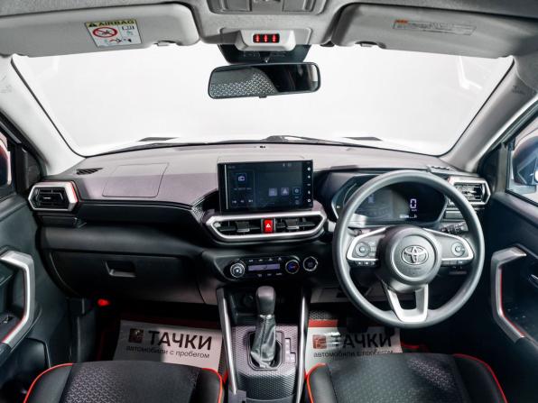 Toyota Raize I с пробегом 2021 года, цена 1 595 000 рублей, 79600 км, внедорожник, Автокод Объявления