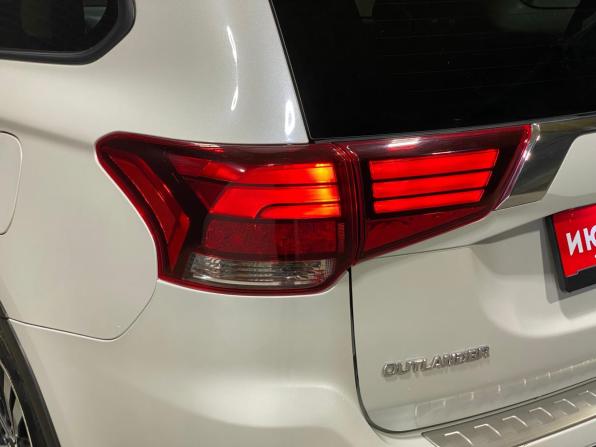 Mitsubishi Outlander III Рестайлинг 3 с пробегом 2020 года, цена 2 300 000 рублей, 147513 км, внедорожник, Автокод Объявления