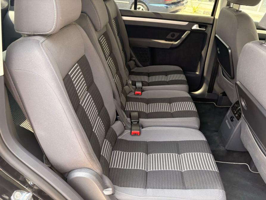 Volkswagen Touran I Рестайлинг Ростов-на-Дону  - изображение 27