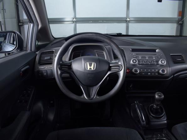Honda Civic VIII Рестайлинг с пробегом 2009 года, цена 749 995 рублей, 238186 км, седан, Автокод Объявления
