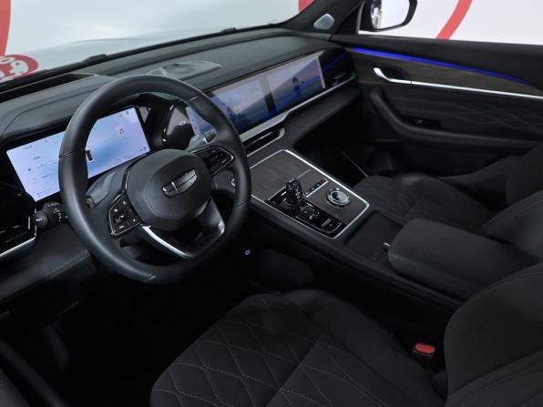 Geely Monjaro I Рестайлинг с пробегом 2025 года, цена 3 868 000 рублей, 2969 км, внедорожник, Автокод Объявления