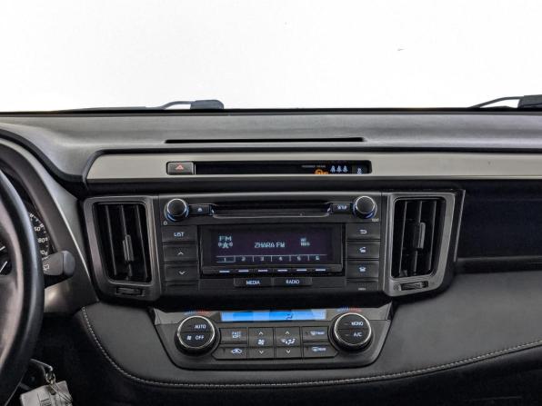 Toyota RAV4 IV (XA40) Рестайлинг с пробегом 2019 года, цена 2 320 000 рублей, 110896 км, внедорожник, Автокод Объявления