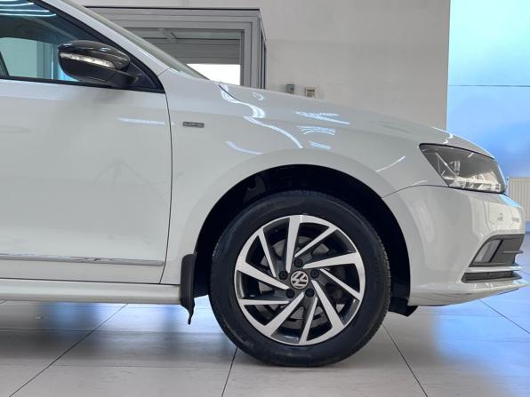 Volkswagen Jetta VI Рестайлинг с пробегом 2018 года, цена 1 590 000 рублей, 124318 км, седан, Автокод Объявления
