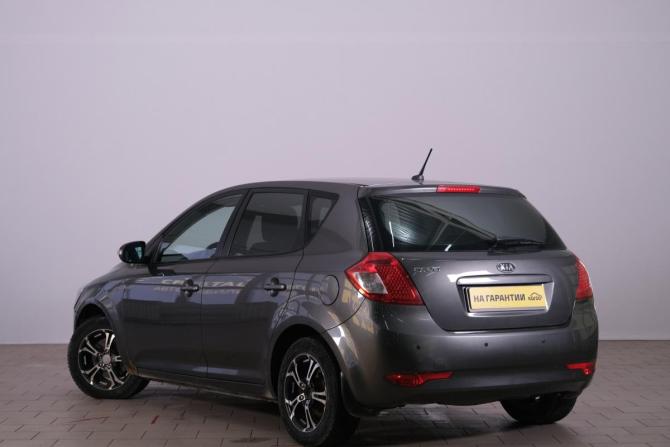 Kia Ceed I Рестайлинг с пробегом 2011 года, цена 559 000 рублей, 222500 км, хэтчбек, Автокод Объявления