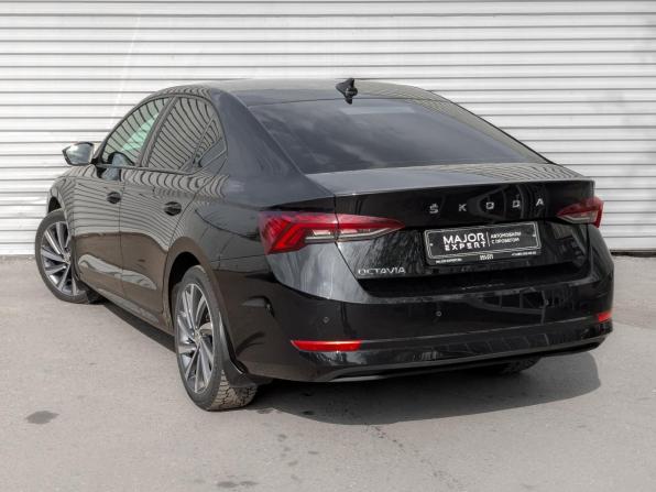 Skoda Octavia IV (A8) с пробегом 2022 года, цена 2 995 000 рублей, 85681 км, лифтбек, Автокод Объявления