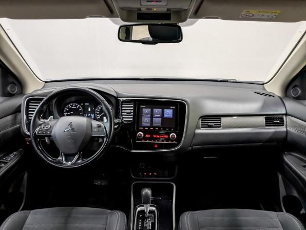 Mitsubishi Outlander III Рестайлинг 3 с пробегом 2021 года, цена 2 750 000 рублей, 111269 км, внедорожник, Автокод Объявления