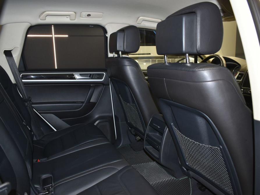 Volkswagen Touareg II Рестайлинг Москва  - изображение 11