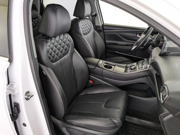 Hyundai Santa Fe IV Рестайлинг с пробегом 2022 года, цена 4 440 000 рублей, 51261 км, внедорожник, Автокод Объявления