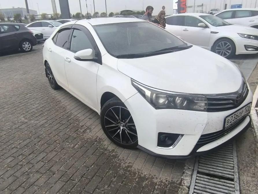 Toyota Corolla XI (E160 E170 E180) Минеральные Воды  - изображение 1