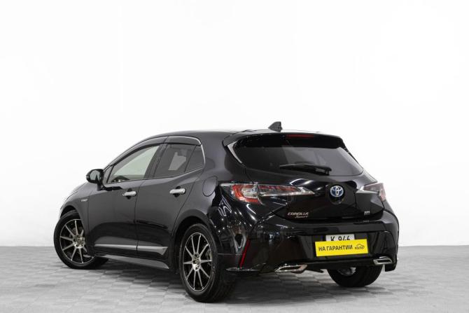 Toyota Corolla XII (E210) с пробегом 2018 года, цена 1 749 000 рублей, 129800 км, хэтчбек, Автокод Объявления