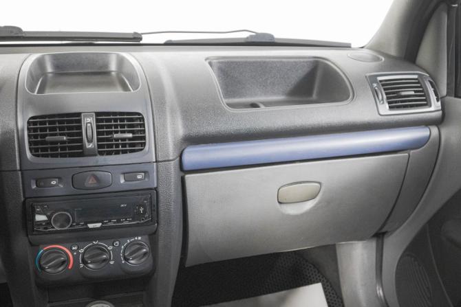 Renault Symbol I Рестайлинг 2 с пробегом 2008 года, цена 339 000 рублей, 300000 км, седан, Автокод Объявления