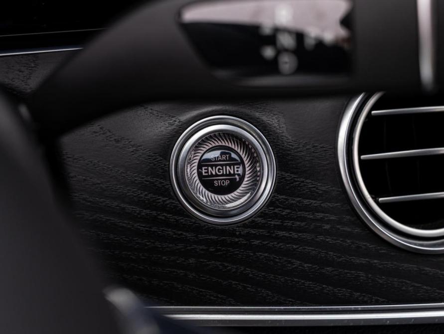 Mercedes-Benz E-Класс V (W213 S213 C238) Рестайлинг Краснодар  - изображение 29