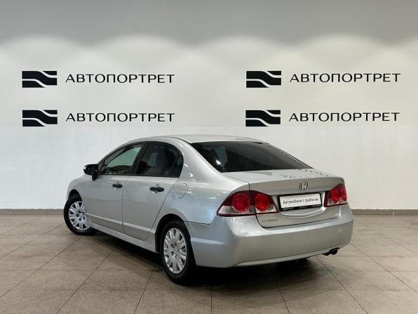Honda Civic VIII с пробегом 2008 года, цена 529 000 рублей, 271801 км, седан, Автокод Объявления