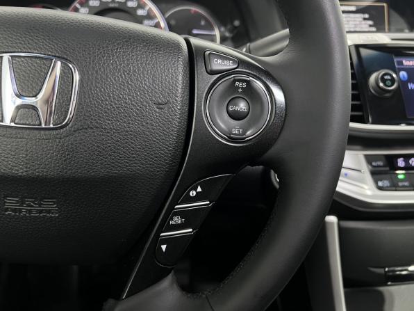 Honda Accord IX с пробегом 2013 года, цена 1 399 000 рублей, 341000 км, седан, Автокод Объявления