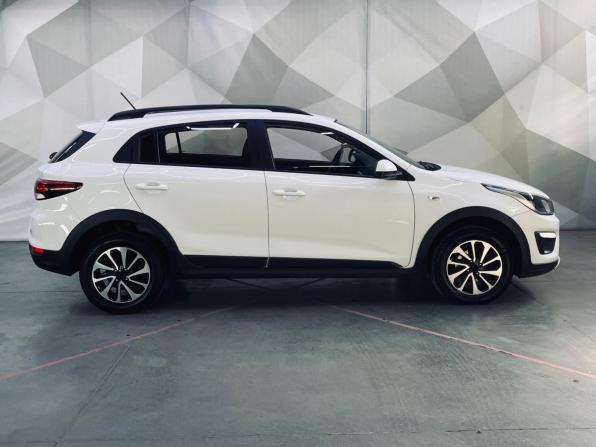 Kia Rio IV с пробегом 2020 года, цена 1 380 000 рублей, 112509 км, хэтчбек, Автокод Объявления
