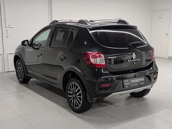 Renault Sandero II Рестайлинг с пробегом 2019 года, цена 1 140 000 рублей, 193266 км, хэтчбек, Автокод Объявления