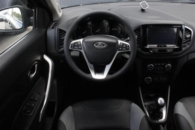 Lada (ВАЗ) XRAY I с пробегом 2018 года, цена 1 050 000 рублей, 122529 км, хэтчбек, Автокод Объявления