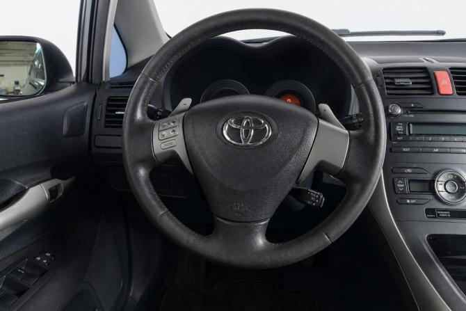 Toyota Auris I с пробегом 2007 года, цена 629 000 рублей, 144000 км, хэтчбек, Автокод Объявления