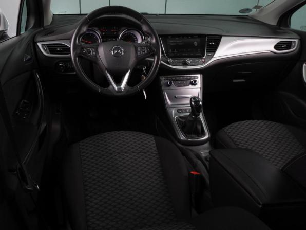 Opel Astra K с пробегом 2019 года, цена 1 431 000 рублей, 146712 км, хэтчбек, Автокод Объявления