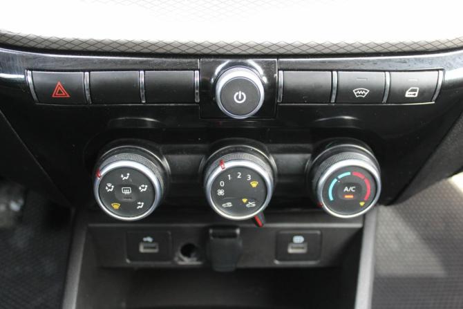 Lada (ВАЗ) Vesta I Рестайлинг (NG) с пробегом 2023 года, цена 1 060 000 рублей, 57000 км, седан, Автокод Объявления