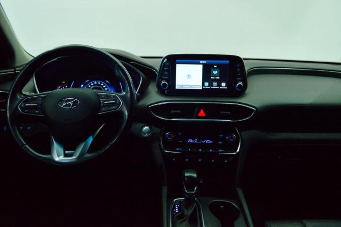 Hyundai Santa Fe IV с пробегом 2019 года, цена 2 725 000 рублей, 140050 км, внедорожник, Автокод Объявления
