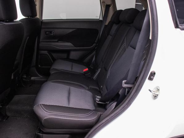 Mitsubishi Outlander III Рестайлинг 3 с пробегом 2021 года, цена 1 874 000 рублей, 143045 км, внедорожник, Автокод Объявления