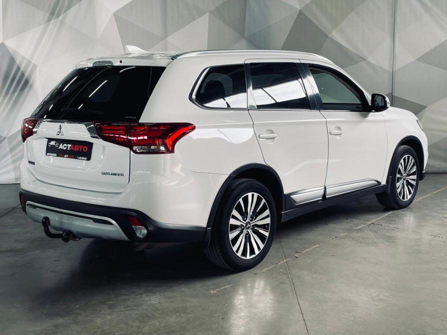 Mitsubishi Outlander III Рестайлинг 3 Оренбург  - изображение 6