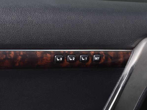 Toyota Land Cruiser 200 Series с пробегом 2011 года, цена 3 589 995 рублей, 162187 км, внедорожник, Автокод Объявления