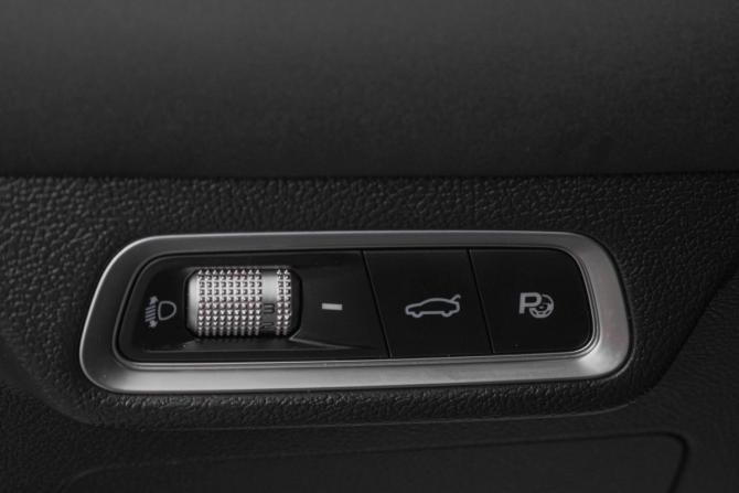 Geely Coolray I Рестайлинг с пробегом 2024 года, цена 2 049 000 рублей, 61000 км, внедорожник, Автокод Объявления