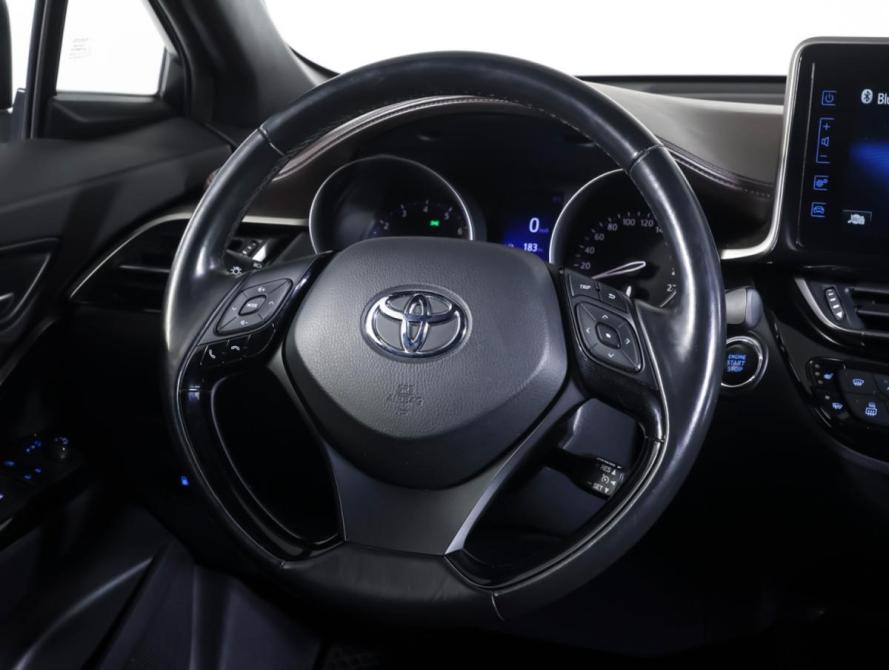 Toyota C-HR I Москва  - изображение 14