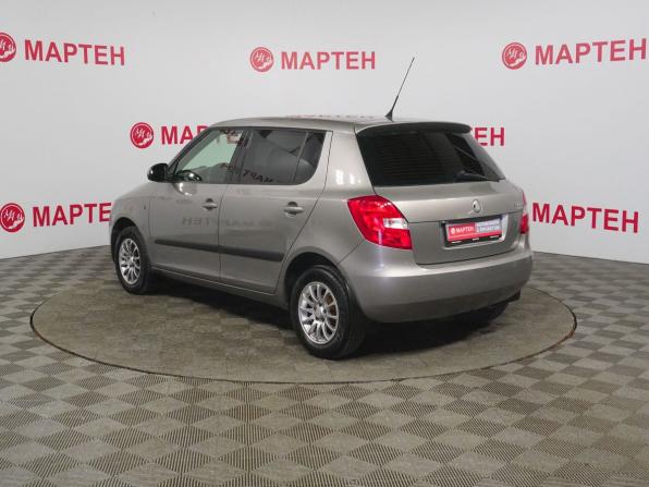 Skoda Fabia II с пробегом 2009 года, цена 478 000 рублей, 185204 км, хэтчбек, Автокод Объявления