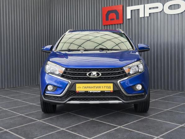 Lada (ВАЗ) Vesta I с пробегом 2022 года, цена 1 347 000 рублей, 63620 км, универсал, Автокод Объявления
