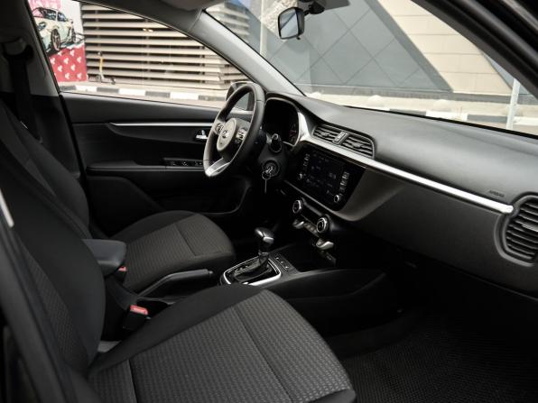 Kia Rio IV Рестайлинг с пробегом 2021 года, цена 1 740 000 рублей, 86842 км, седан, Автокод Объявления
