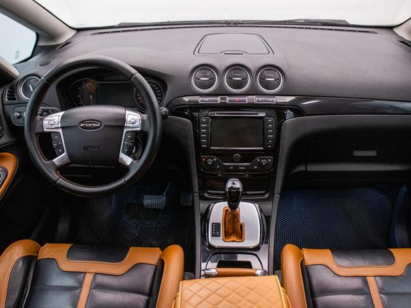 Ford S-MAX I Рестайлинг с пробегом 2011 года, цена 1 100 000 рублей, 247186 км, минивэн, Автокод Объявления