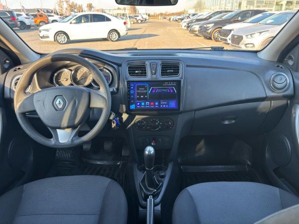 Renault Logan II с пробегом 2015 года, цена 669 000 рублей, 68229 км, седан, Автокод Объявления