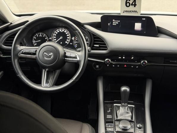 Mazda 3 IV (BP) с пробегом 2019 года, цена 1 930 000 рублей, 151000 км, седан, Автокод Объявления