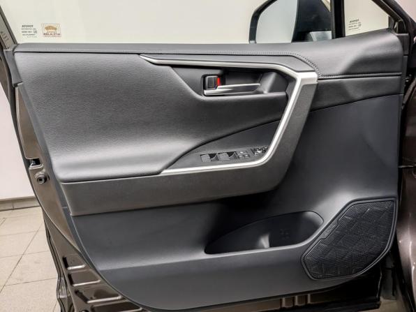 Toyota RAV4 V (XA50) с пробегом 2020 года, цена 2 990 000 рублей, 80457 км, внедорожник, Автокод Объявления