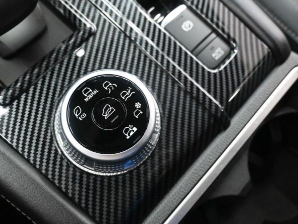 Mitsubishi Outlander IV с пробегом 2022 года, цена 4 249 900 рублей, 45125 км, внедорожник, Автокод Объявления