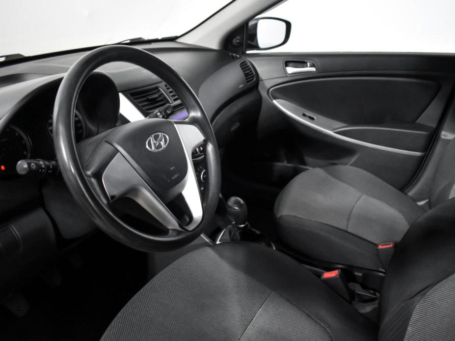 Hyundai Solaris I Санкт-Петербург  - изображение 10