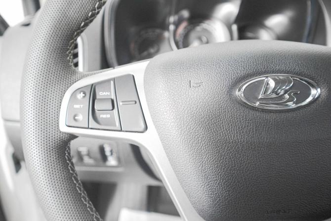 Lada (ВАЗ) XRAY I с пробегом 2021 года, цена 1 699 000 рублей, 2860 км, хэтчбек, Автокод Объявления
