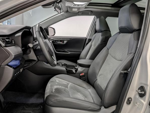Toyota RAV4 V (XA50) с пробегом 2024 года, цена 4 075 000 рублей, 20319 км, внедорожник, Автокод Объявления