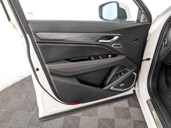 Geely Tugella I Рестайлинг с пробегом 2023 года, цена 3 300 000 рублей, 15388 км, внедорожник, Автокод Объявления