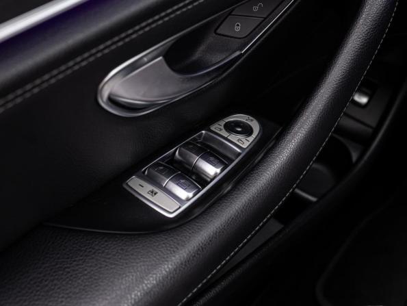 Mercedes-Benz E-Класс V (W213 S213 C238) Рестайлинг с пробегом 2021 года, цена 4 200 000 рублей, 271861 км, седан, Автокод Объявления