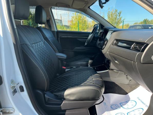 Mitsubishi Outlander III Рестайлинг 3 с пробегом 2020 года, цена 2 398 000 рублей, 103684 км, внедорожник, Автокод Объявления